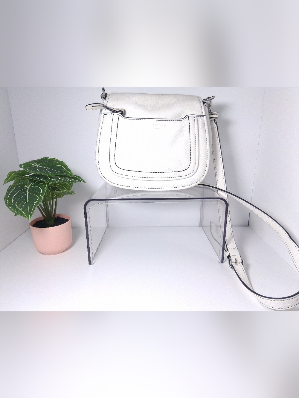 Marc Jacobs White Leather  Crossbody Bag